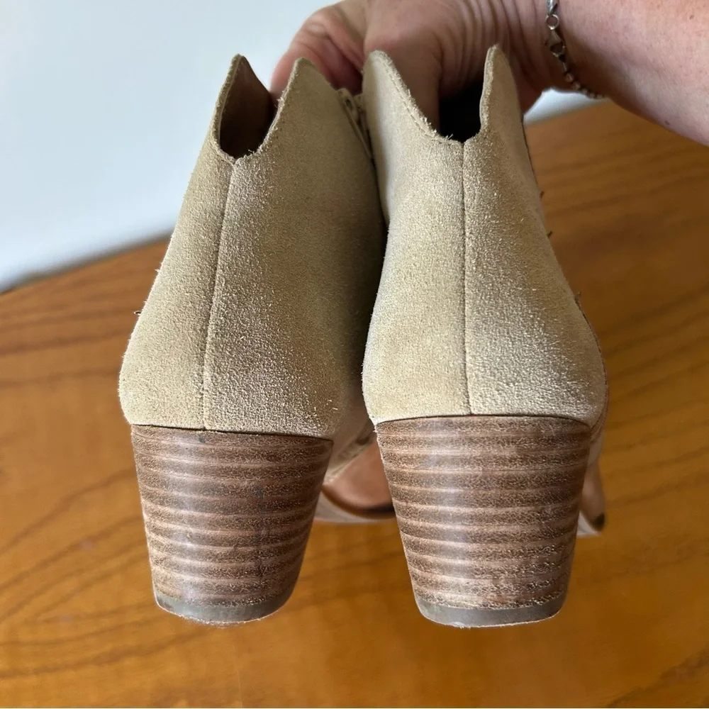 Lucky Brand Idellina Western Bootie in Tahini. Size 9. - Picture 6 of 13